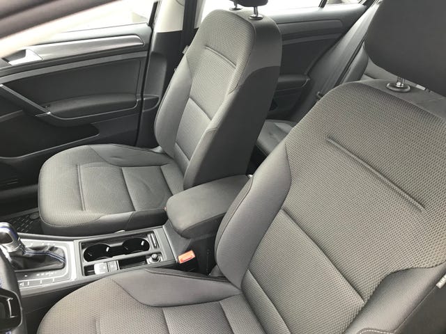 2019 VOLKSWAGEN GOLF - 8