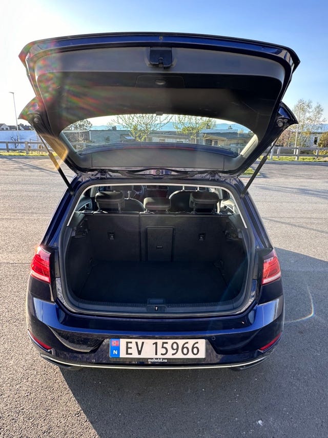 WVWZZZAUZJ8910854 2018 VOLKSWAGEN GOLF-2