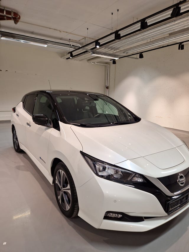 SJNFAAZE1U0111732 2020 NISSAN LEAF-2