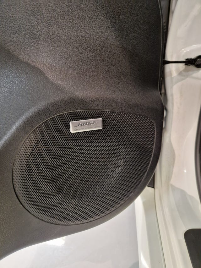 2020 NISSAN LEAF - 9