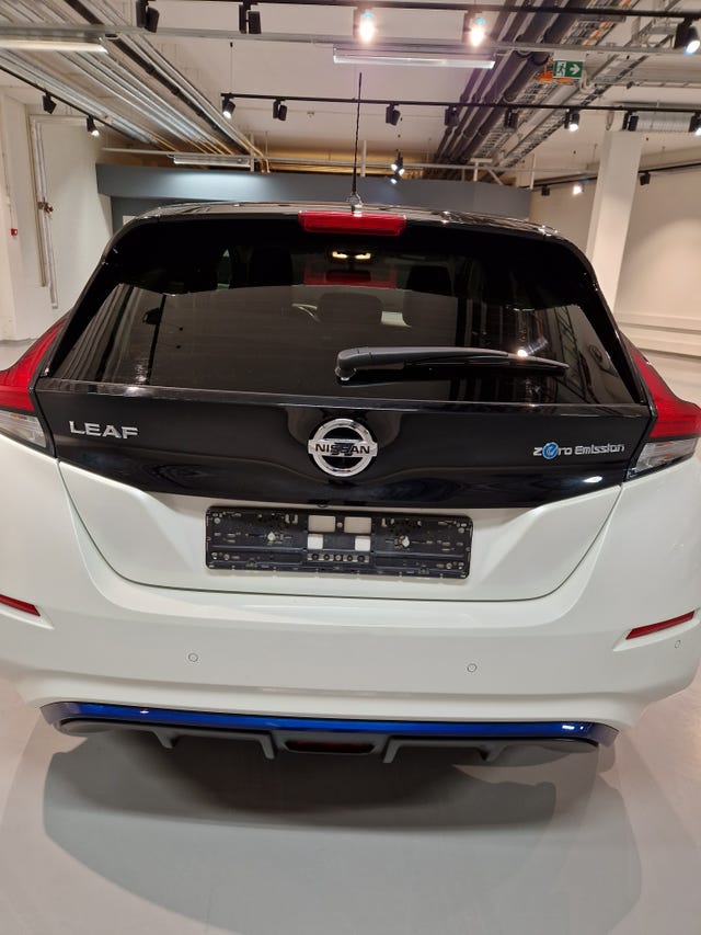 2020 NISSAN LEAF - 7