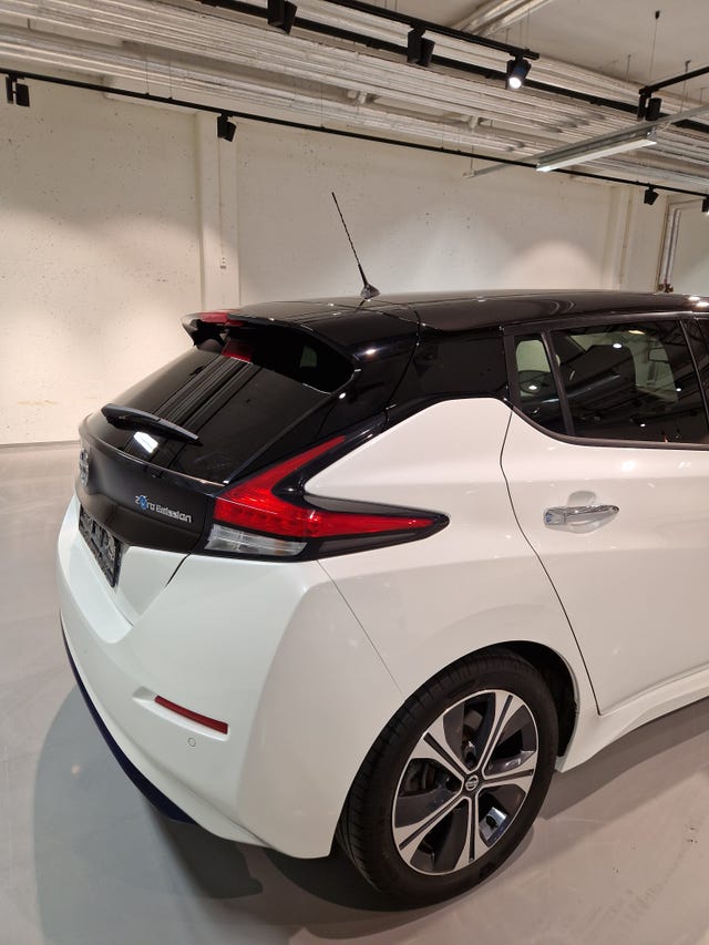 SJNFAAZE1U0111732 2020 NISSAN LEAF-5