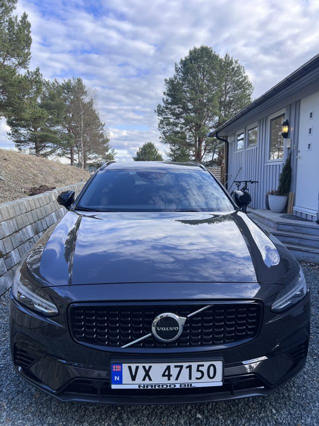 YV1PWBFVDM1165927 2021 VOLVO V90-1