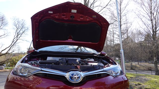 2017 TOYOTA AURIS - 31