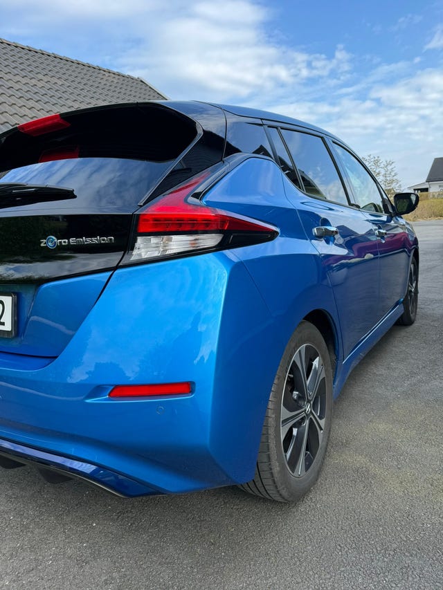 SJNFAAZE1U0147988 2022 NISSAN LEAF-5
