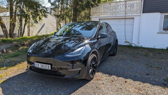 2022 TESLA MODEL Y - 8