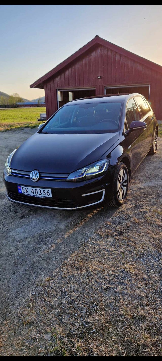 WVWZZZAUZJ8900425 2018 VOLKSWAGEN GOLF-4