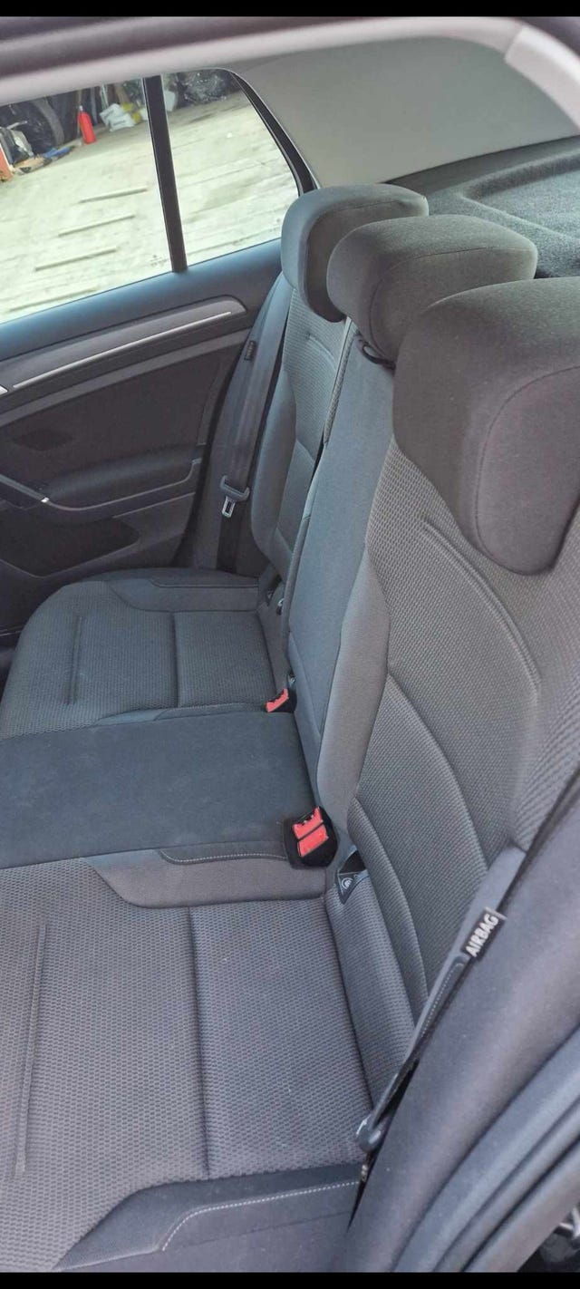 2018 VOLKSWAGEN GOLF - 12