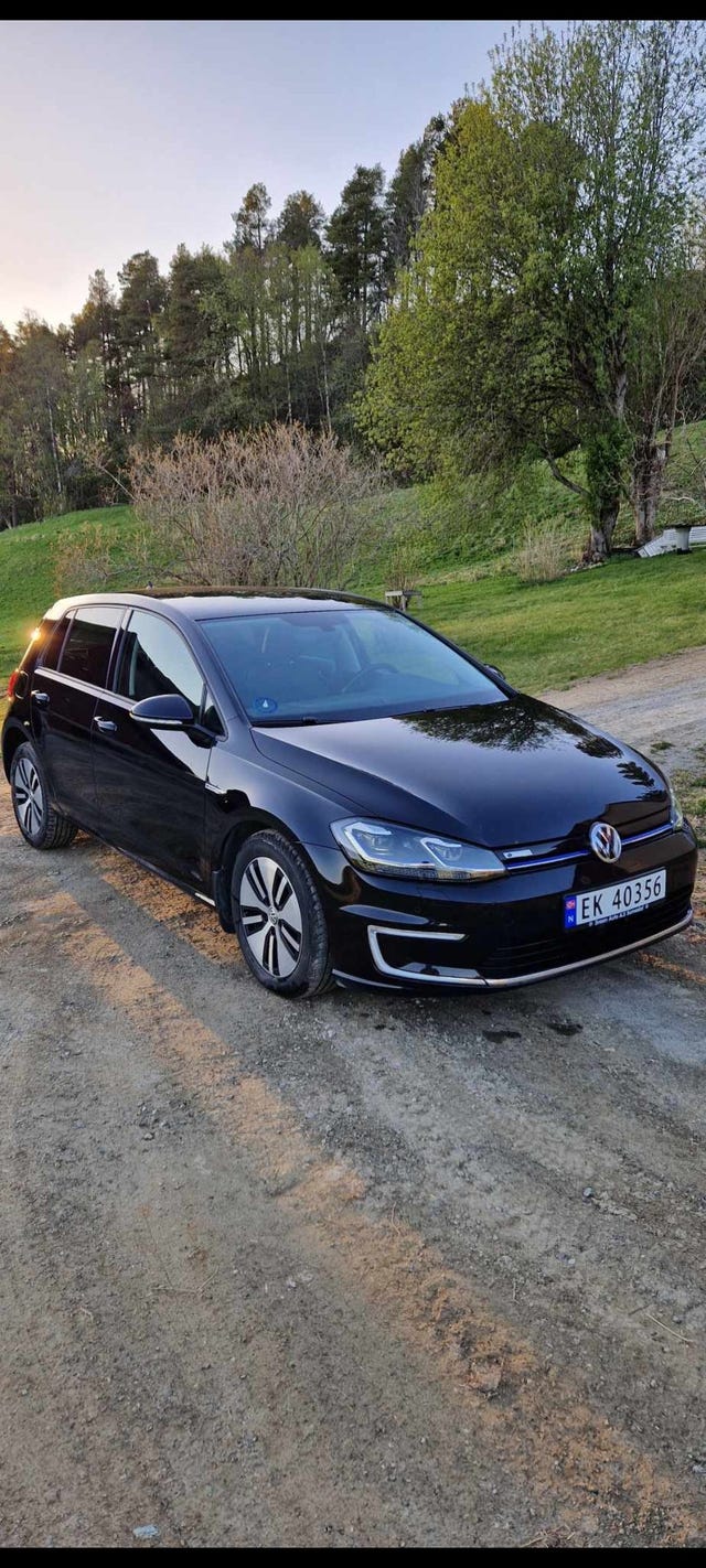 WVWZZZAUZJ8900425 2018 VOLKSWAGEN GOLF-0