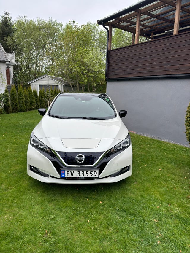 SJNFAAZE1U0028608 2018 NISSAN LEAF-4