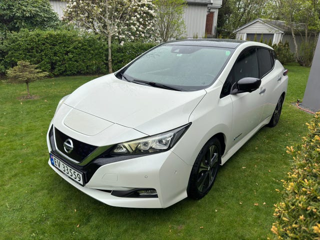 2018 NISSAN LEAF - 9