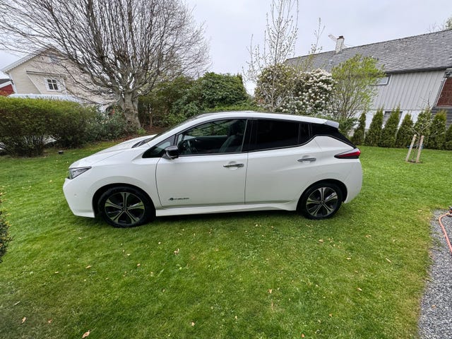 2018 NISSAN LEAF - 7