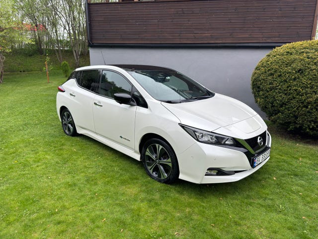 SJNFAAZE1U0028608 2018 NISSAN LEAF-0