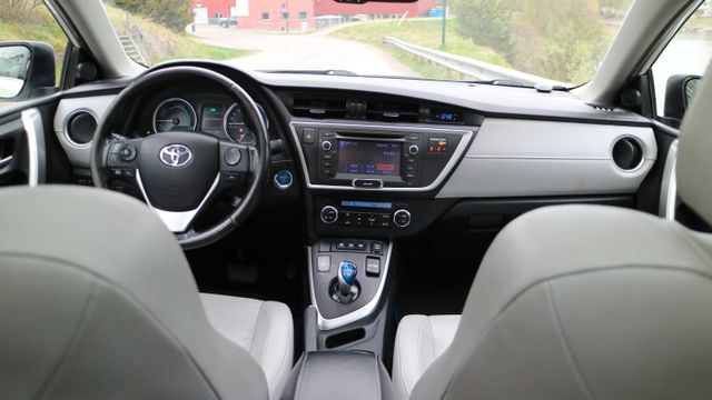 2014 TOYOTA AURIS - 18