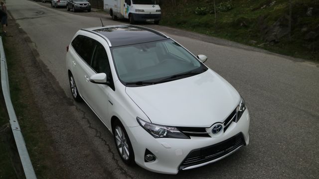 2014 TOYOTA AURIS - 9