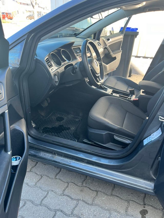 2019 VOLKSWAGEN GOLF - 8