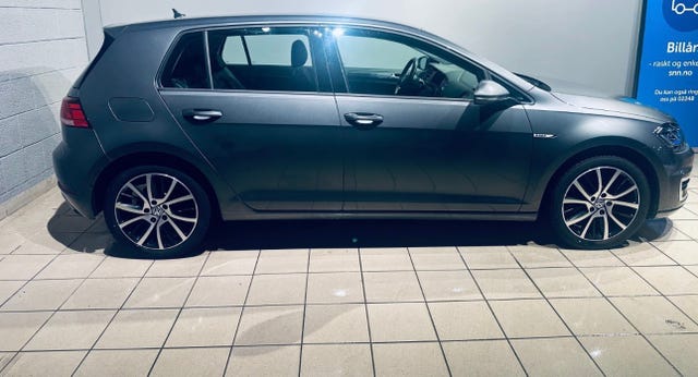 WVWZZZAUZKW912728 2019 VOLKSWAGEN GOLF-1