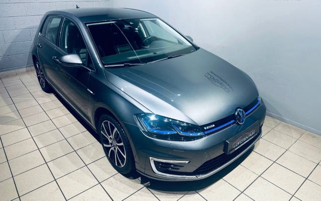 WVWZZZAUZKW912728 2019 VOLKSWAGEN GOLF-2