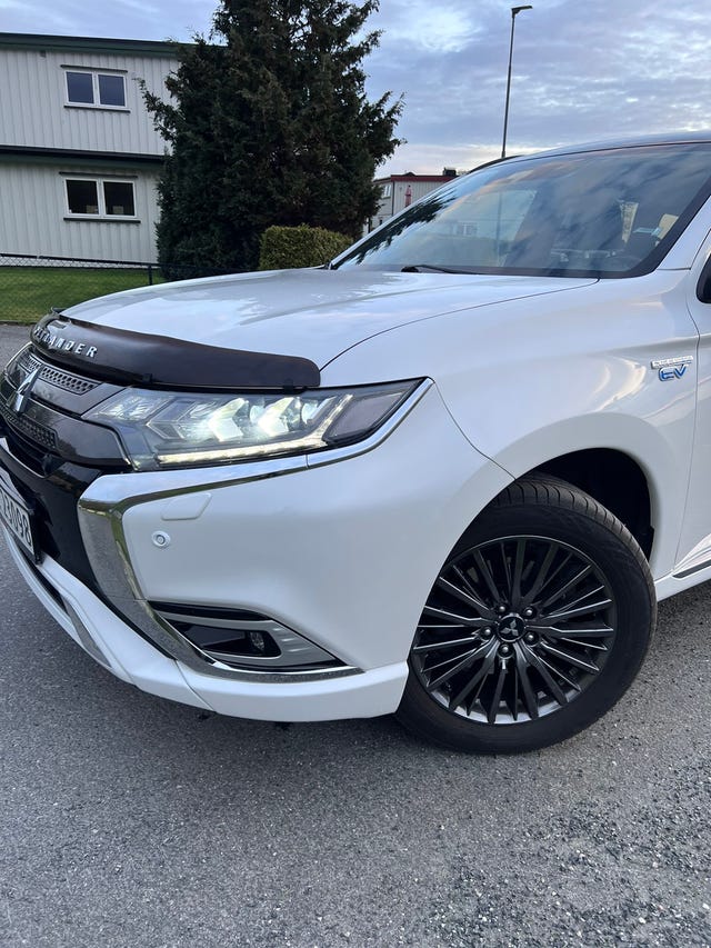 JMBXDGG3WLZ010297 2020 MITSUBISHI OUTLANDER-2