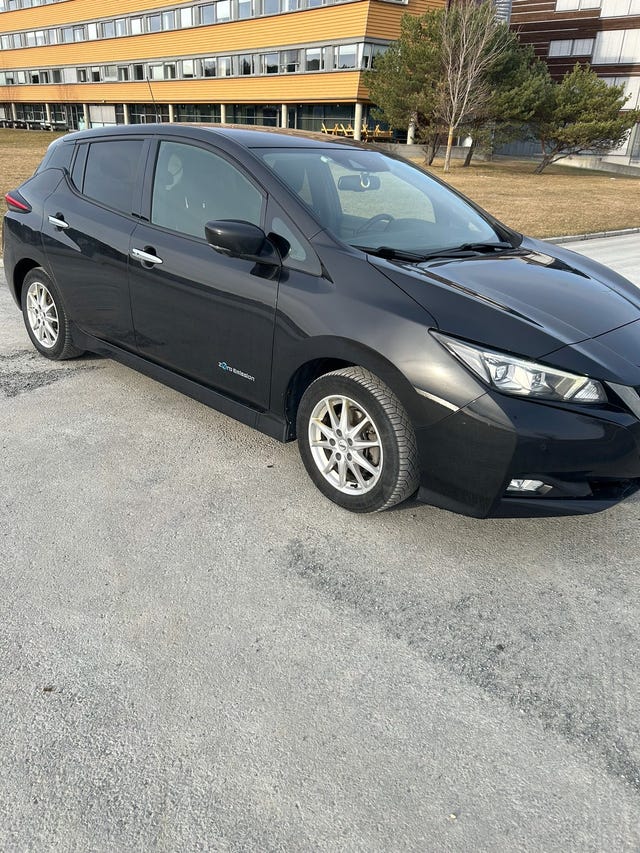 SJNFAAZE1U0018038 2018 NISSAN LEAF-3