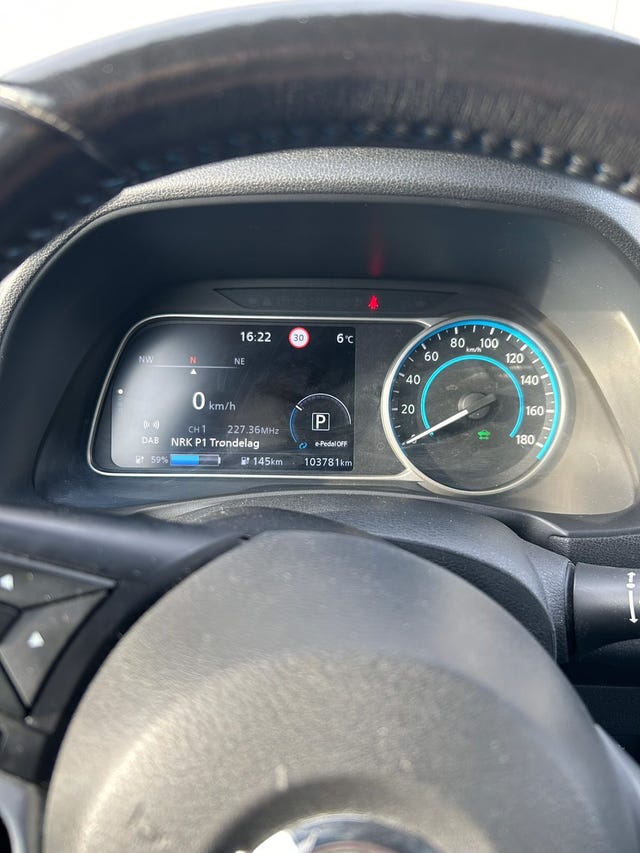 2018 NISSAN LEAF - 8