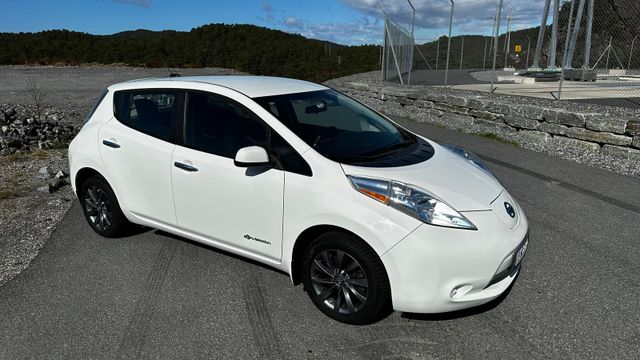 2016 NISSAN LEAF - 39