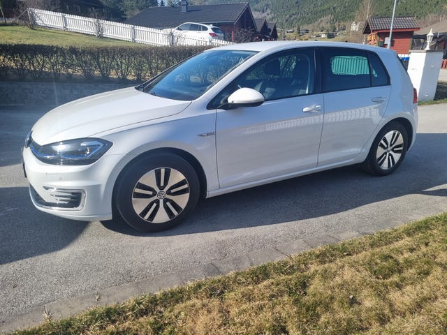 2019 VOLKSWAGEN GOLF - 17