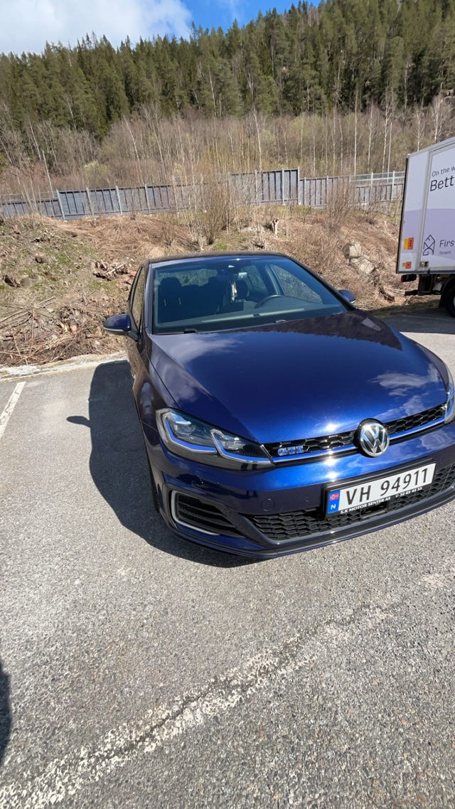 WVWZZZAUZJW806519 2018 VOLKSWAGEN GOLF-0