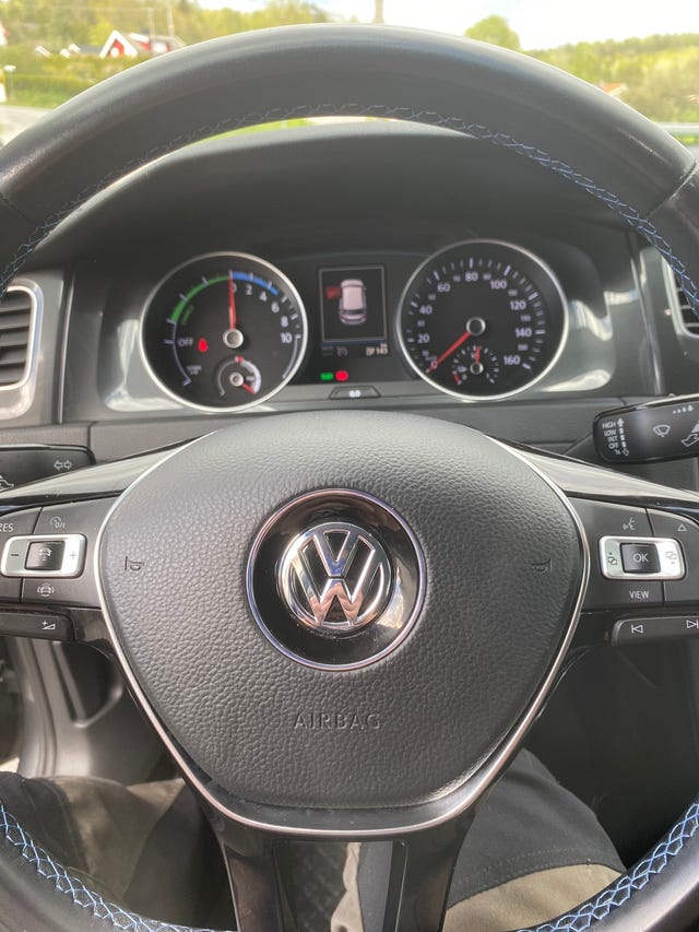 2019 VOLKSWAGEN GOLF - 8