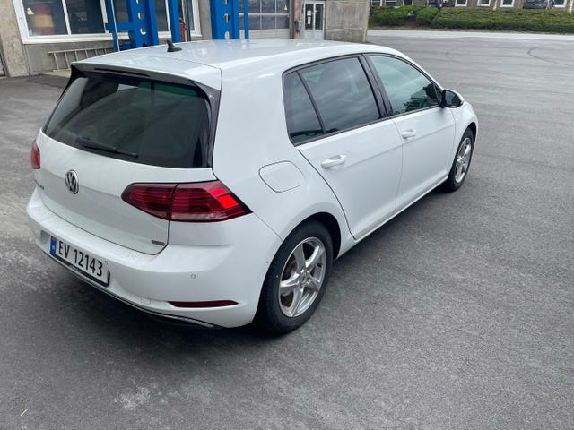 WVWZZZAUZJ8910184 2018 VOLKSWAGEN GOLF-3