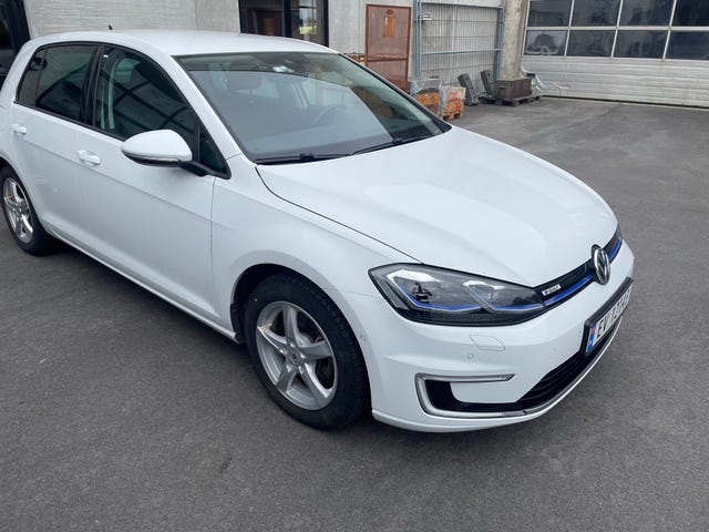 WVWZZZAUZJ8910184 2018 VOLKSWAGEN GOLF-0