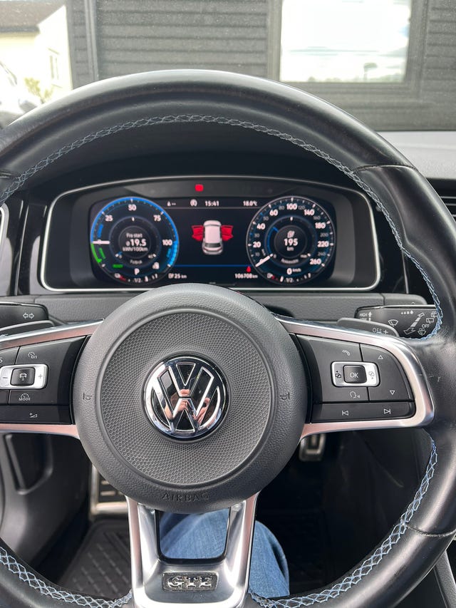 2018 VOLKSWAGEN GOLF - 11