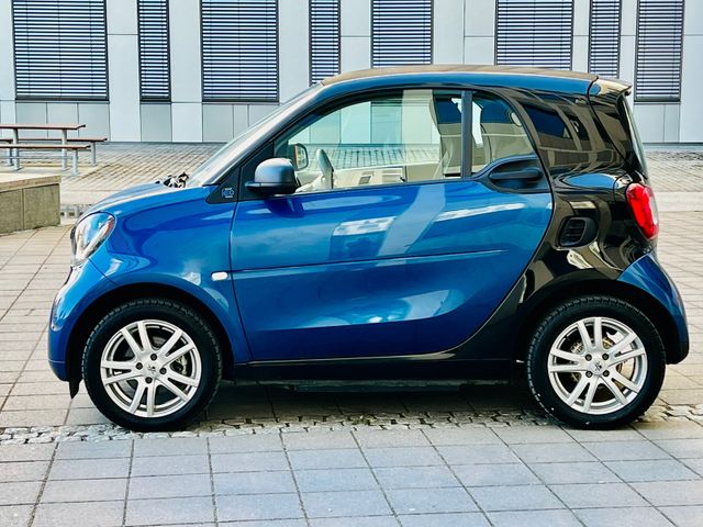 2019 SMART FORTWO - 5