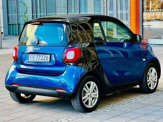2019 SMART FORTWO - 7