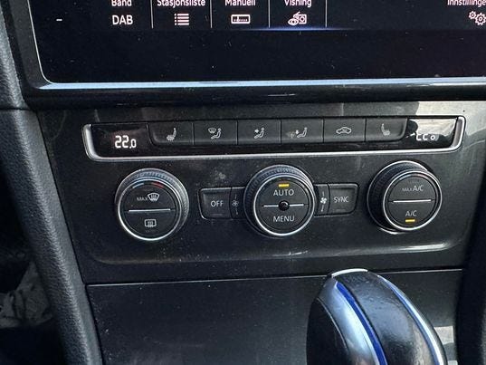 2019 VOLKSWAGEN GOLF - 11