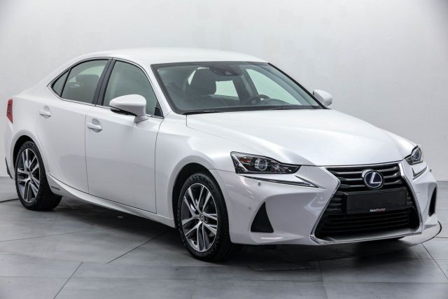 2017 LEXUS IS - 24