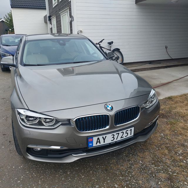 WBA8E1102JK422153 2018 BMW 3-SERIE-1