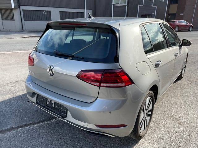 2018 VOLKSWAGEN GOLF - 14
