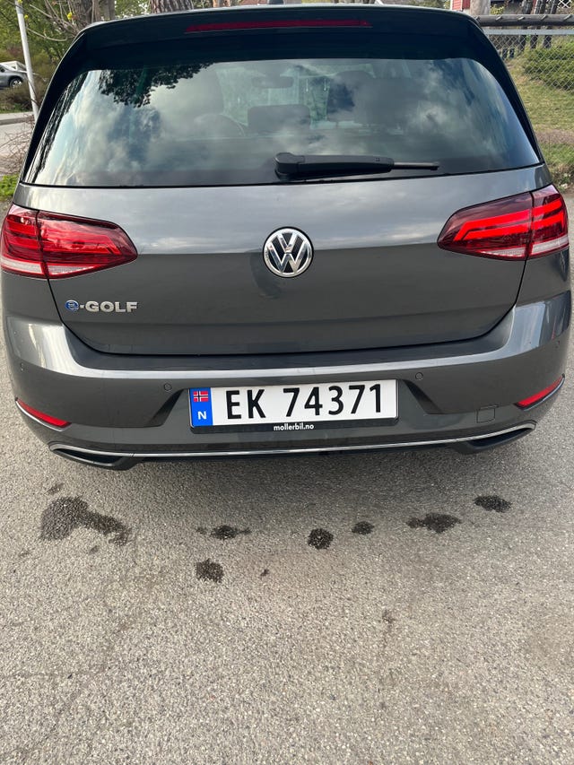 WVWZZZAUZJ8904950 2018 VOLKSWAGEN GOLF-1