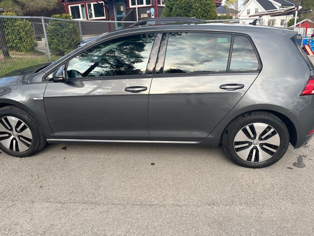 WVWZZZAUZJ8904950 2018 VOLKSWAGEN GOLF-3