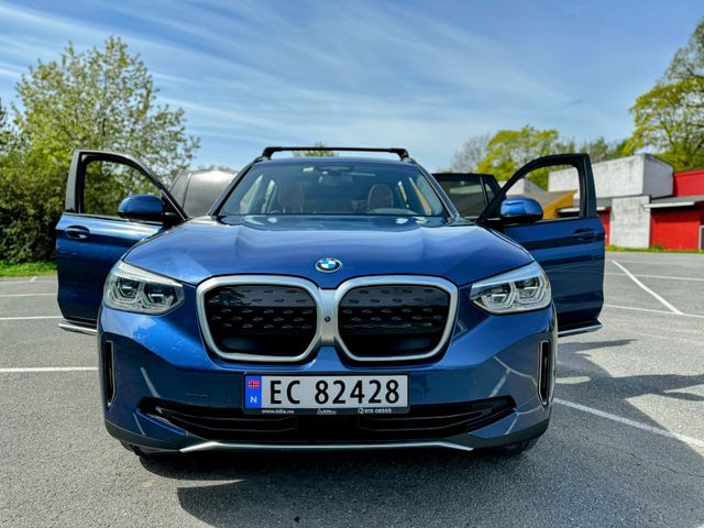 2021 BMW IX3 - 1