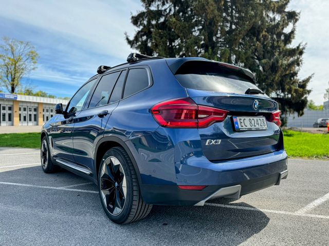 2021 BMW IX3 - 3