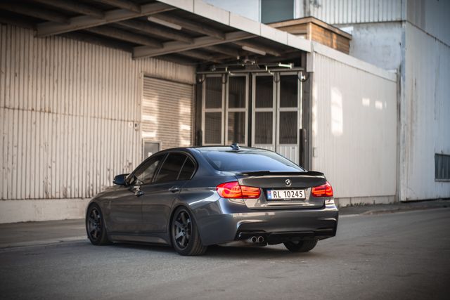 2016 BMW 3-SERIE - 12