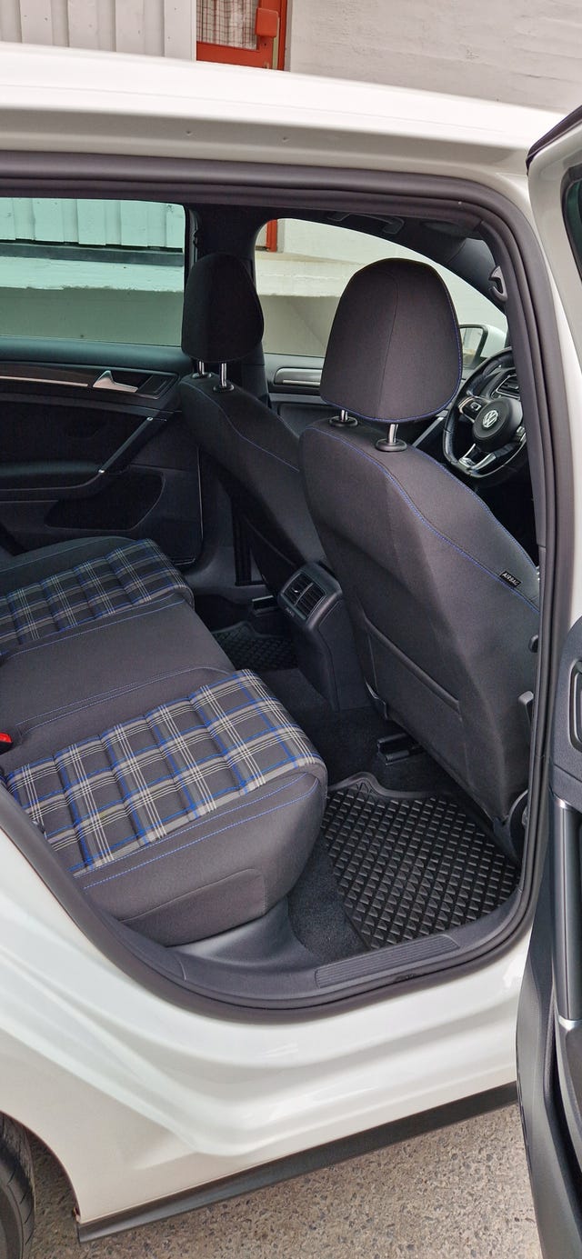 2018 VOLKSWAGEN GOLF - 29