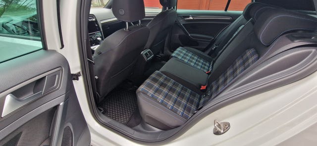 2018 VOLKSWAGEN GOLF - 43