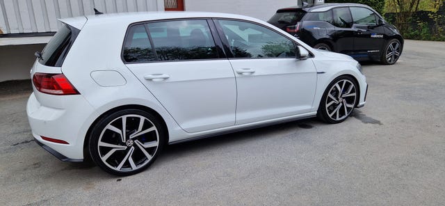 2018 VOLKSWAGEN GOLF - 38