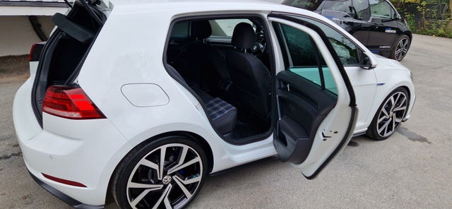 2018 VOLKSWAGEN GOLF - 30
