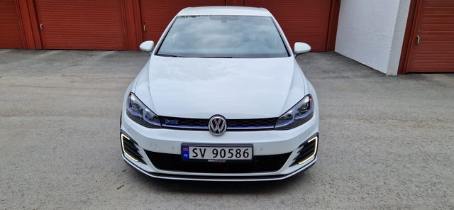 WVWZZZAUZJW810598 2018 VOLKSWAGEN GOLF-4