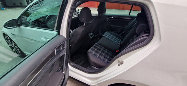 2018 VOLKSWAGEN GOLF - 42