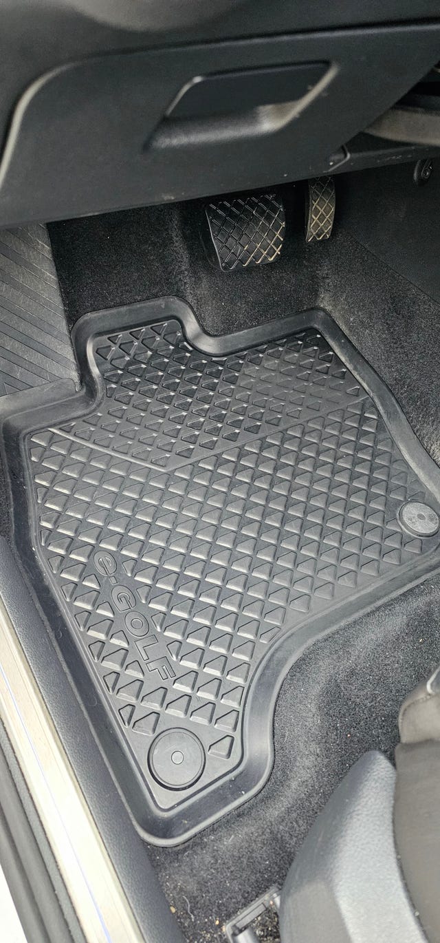 WVWZZZAUZJ8904040 2018 VOLKSWAGEN GOLF-5